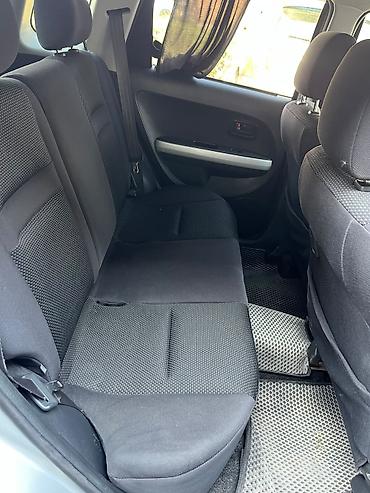 toyota iq: Toyota Ist: 2003 г., 1.5 л, Автомат, Бензин, Хэтчбэк — 10