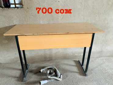 столешница из камня: Парты в хорошем состоянии. В общем 3 парты есть. Цены окончательные