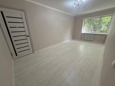 Продажа квартир: 2 комнаты, 42 м², Индивидуалка, 1 этаж, Евроремонт
