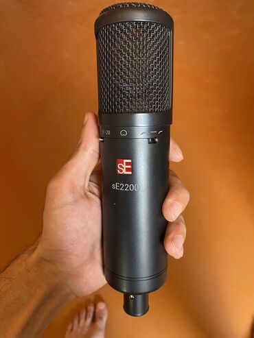 qarmon mikrafonu: Microfon SE 2200 ideal vezyetde xlr kabel komplektde stoykasi 50