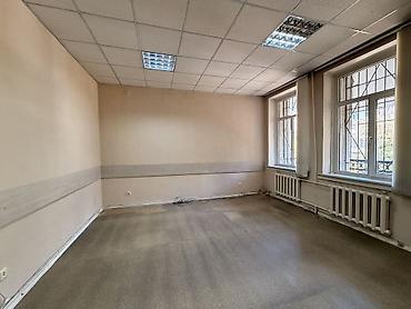 сдаю 1 кв бишкек: Сдаю Офис целиком: 200 м², В частном доме, Первая линия, С отдельным входом, С отдельным санузлом — 4