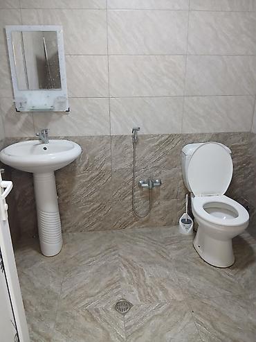 gence gunluk kiraye evler: ( Kommunal daxil- 400 azn) Mediabadda ist petrola yaxın ərazidə — 8