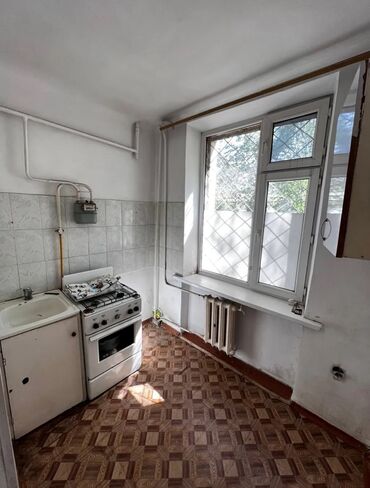 Продажа домов: 1 комната, 28 м², Хрущевка, 1 этаж, Старый ремонт