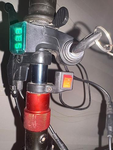 Elektrik nəqliyyatı: İşlənmiş Elektrik samokat 10", > 1000 Vt, > 45 km/s, Ünvandan götürmə — 2