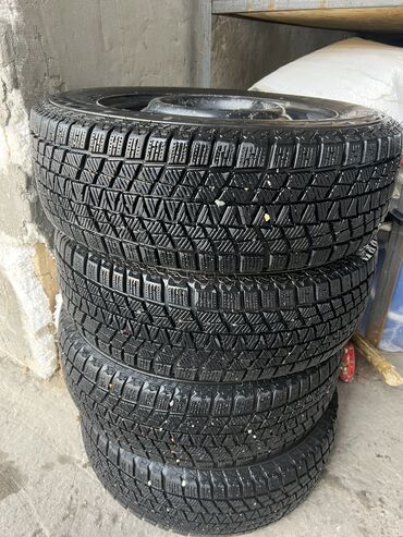 Шины: Шины 185 / 65 / R 14, Зима, Б/у, Комплект, Легковые, Япония, Roadstone