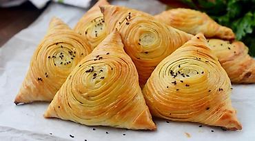 Выпечка, хлебобулочные изделия: Фермерская лавка предлагает домашнюю выпечку: мини-самса и рогалики - — 7