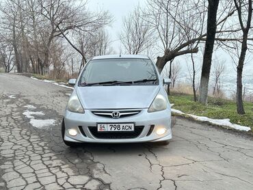 авто выкупом бишкек: Honda Fit: 2003 г., 1.5 л, Вариатор, Бензин