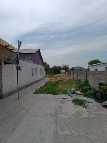 продается орошаемая земля в жайылско районе алтыр будёновка 5 40 гектар цена договорная с довой проблем нету оформление сразу: 9 соток, Курулуш, Кызыл китеп, Техпаспорт, Сатып алуу-сатуу келишими