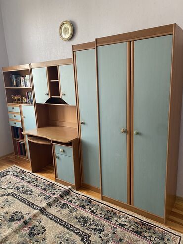 мебель б у: Для девочки и мальчика, Б/у, 3 двери, Распашной, Прямой шкаф
