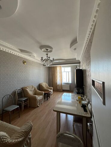 Qonaq otağı dəstləri: Yeni — 1