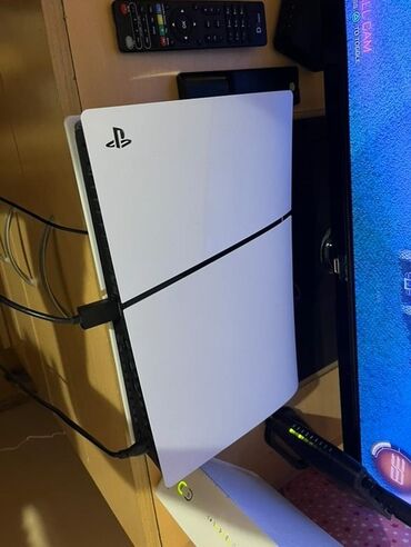 prodaja ta peći beograd: Sony PlayStation PS5 1TB SSD PS5+džojstik -35000 dinara PS5 -30000