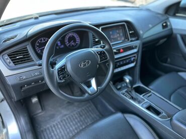 Hyundai: Hyundai Sonata: 2020 г., 2 л, Автомат, Газ, Седан — 24