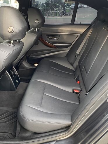 BMW: BMW 3 series: 2 l | 2015 il Sedan — 10