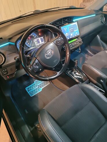 Toyota: Toyota salonu – premium modernləşdirilmiş interyer paketi. taksi — 2