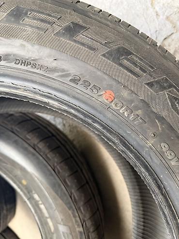 vossen diska: Пара летних шин Bridgestone Dueler H/P Sport. - Размер: 225/60 R17 - — 3