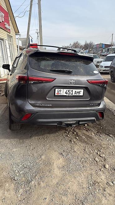 Toyota: Toyota Highlander: 2021 г., 3.5 л, Автомат, Бензин, Внедорожник at lalafo.kg — 9 Toyota: Toyota Highlander: 2021 г., 3.5 л, Автомат, Бензин, Внедорожник — 9
