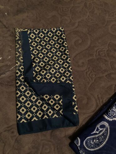 Hicab: Şərflər və şallar dəsti - Müxtəlif rəng və fakturalarda qadın — 8