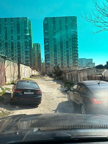 icare qaraj: Ehmetlide qara satilir lela sadig evinin yani yamasi var 19 kv sendei — 3