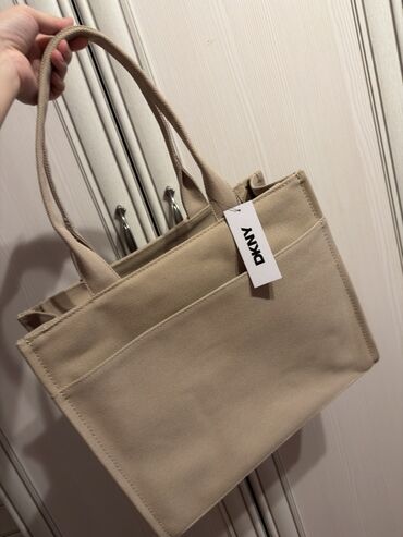 дизайнерские шарфы: Бежевый шоппер DKNY New York - Материал: плотный канвас (тканый