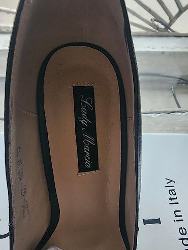 Туфли: Продам туфли,итальянские 2 пары 39 размер.фирменные,дорогие!одела — 1