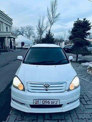 Toyota: Toyota Ipsum: 2002 г., 2.4 л, Автомат, Газ, Минивэн — 6