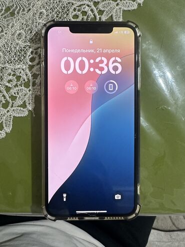Apple iPhone: IPhone 11 Pro Max, Б/у, 256 ГБ, Белый, 84 %