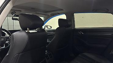 i5 12400f: Honda Accord: 2019 г., Автомат, Бензин, Седан — 7