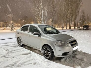 Chevrolet: Chevrolet Aveo: 2011 г., 1.4 л, Механика, Бензин, Седан