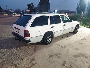Mercedes-Benz W124: 1992 г., 2.3 л, Кол менен иштөөчү, Бензин, Универсал — 5