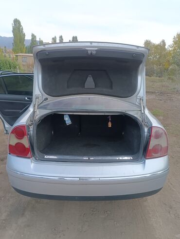 трактор беларус 82.1 цена бишкек новый: Volkswagen Passat: 2003 г., 2 л, Механика, Бензин, Седан