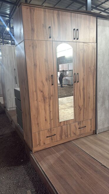 Шифоньеры: Шифоньеры — 14