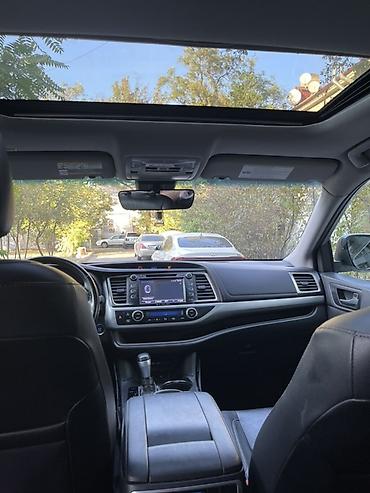 bmv 7: Toyota Highlander: 2019 г., 3.5 л, Автомат, Бензин, Кроссовер — 10