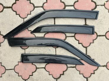 ветровик мерседес 124: Ветровики из стекловолокна на W124 покрашен на черный цвет код краски