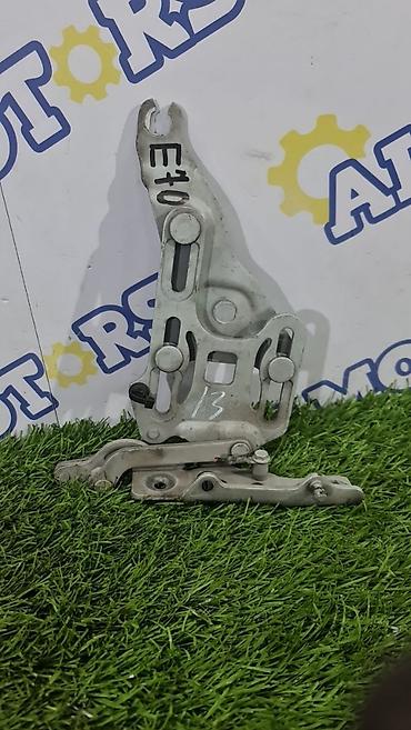 bmw e70: Петли капота BMW, Б/у, Оригинал — 1