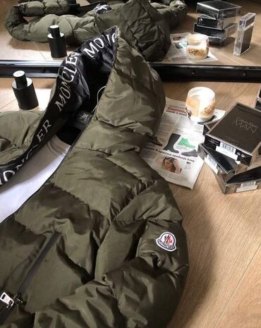 Ostale jakne: M - 2XL
7200 na lalafo.rs — 2 Ostale jakne: M - 2XL
7200 — 2