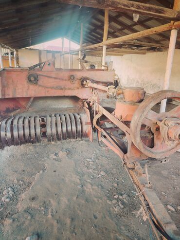 Pres bağlayanlar: Məhsul: Ot presi (kvadrat balya üçün), traktorla qoşulan Təsvir: - — 1