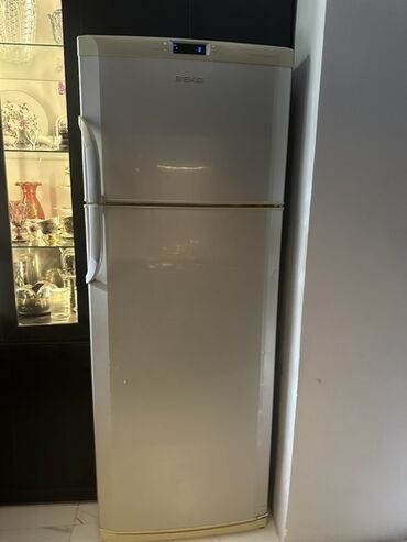крло на спринтер: Муздаткыч Beko, Оңдоо талап кылынат, Эки камералуу