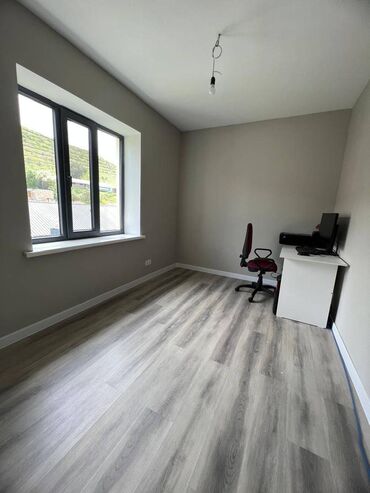 Долгосрочная аренда домов: 200 м², 5 комнат — 9