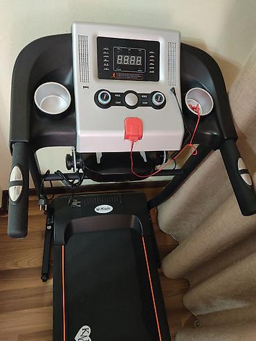 İdman və istirahət: KN Cardio qaçış trenajoru - Elektrikli qaçış yolu, konsolda LED — 2