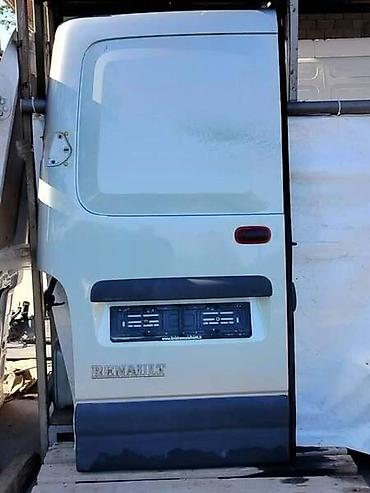 ruski ključ: ZADNJA LEVA VRATA MASTER | Zadnja leva vrata Renault Master 3 boja — 1