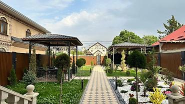 Үйлөрдү сатуу: 6 бөлмө жана андан көп, 250 м², 10 соток, Бишкек, Киргизия 1 Кыймылсыз мүлк агенттиги — 3