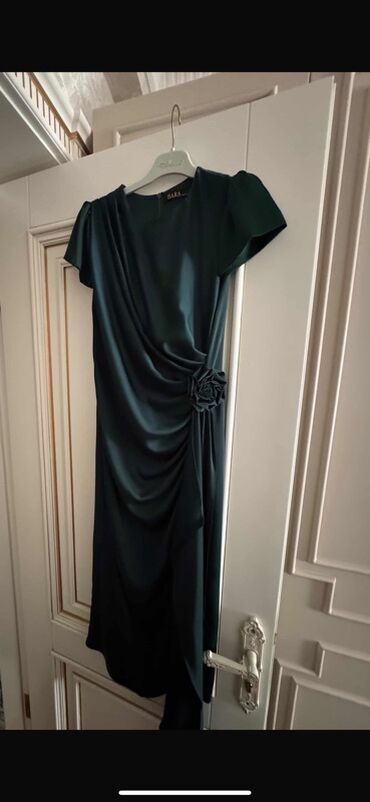 женские зеленые туфли: Ziyafət donu, Midi, Zara, M, L