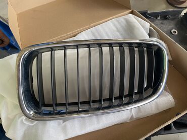 niva radiator barmaqlığı: BMW F30, 2012 il, Orijinal, Almaniya, İşlənmiş