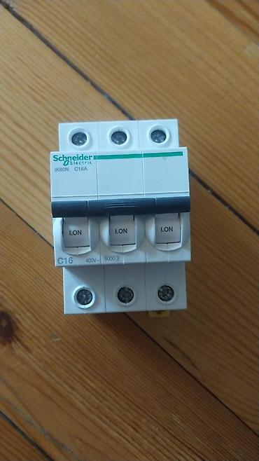 avtomat darvaza: Siemens Elektrik avtomat, 3 faza, 400 Vt — 3