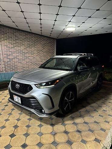2 9 тди: Toyota Highlander: 2021 г., 3.5 л, Автомат, Бензин, Кроссовер — 1