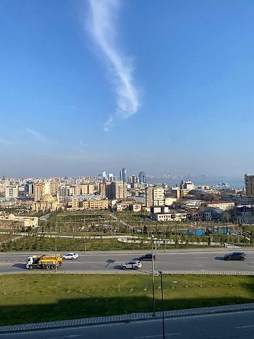 Mənzillər: Bakı, Yasamal, 3 otaqlı, Köhnə tikili, m. Elmlər Akademiyası, 80 kv. m — 1