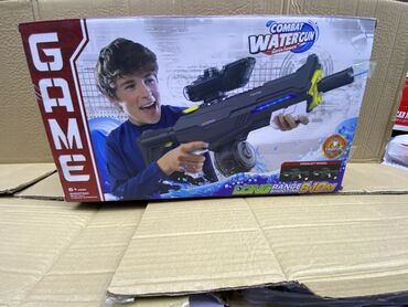 палочки гарри поттера: Водяной пистолет Combat Water Gun в коробке. Игрушка имеет стильный