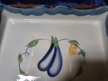 Ostalo posuđe: Djuvecara nova Dipinta a Mano Italija 80te. Djuvecara rucno oslikana na lalafo.rs — 4 Ostalo posuđe: Djuvecara nova Dipinta a Mano Italija 80te. Djuvecara rucno oslikana — 4