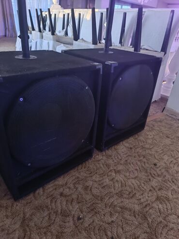 требуется музыканты: 2шт 18-ка JBL 1600ваттыктар, 2шт 10-ка. Абалы жакшы Продаются 2-18ки