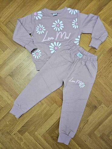 Ostale dečije stvari: Prelepe trenerke za devojčice NOVO 2700 Do 10 idu Pitati za dostupne — 14